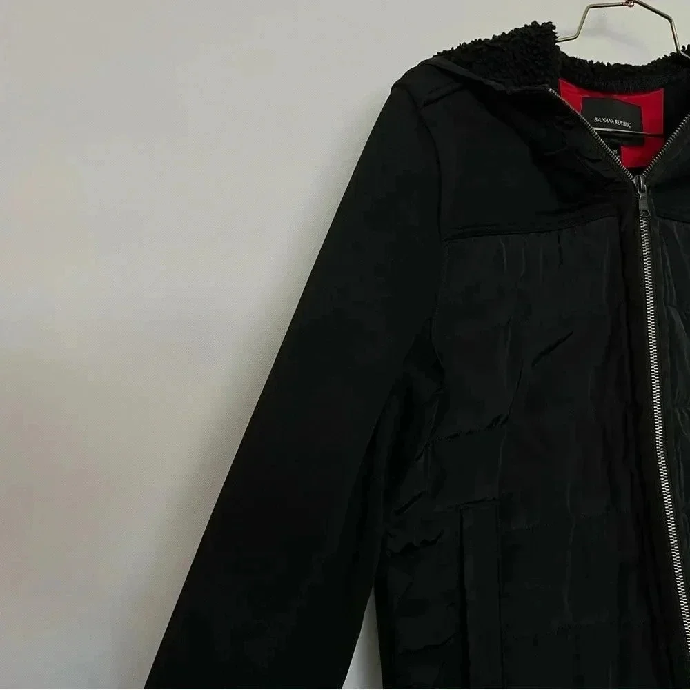 Banana Republic Black Jacket With Sherpa Hooded Scuba Arms Size Medium
